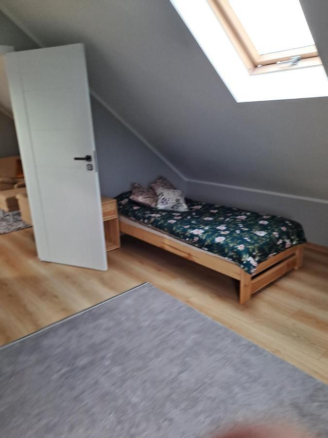 Appartamento Jelonek Jelenia Góra Esterno foto