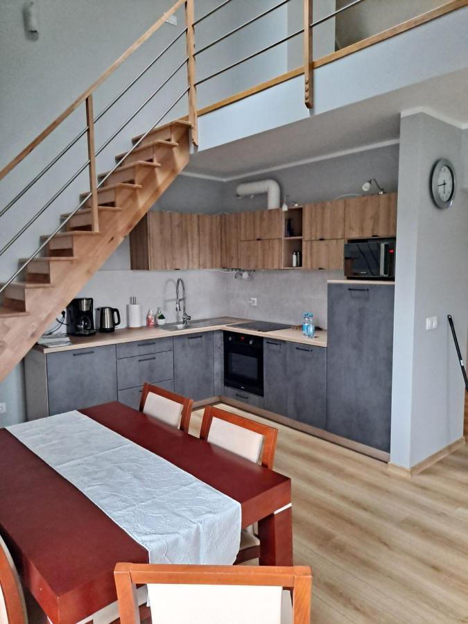 Appartamento Jelonek Jelenia Góra Esterno foto