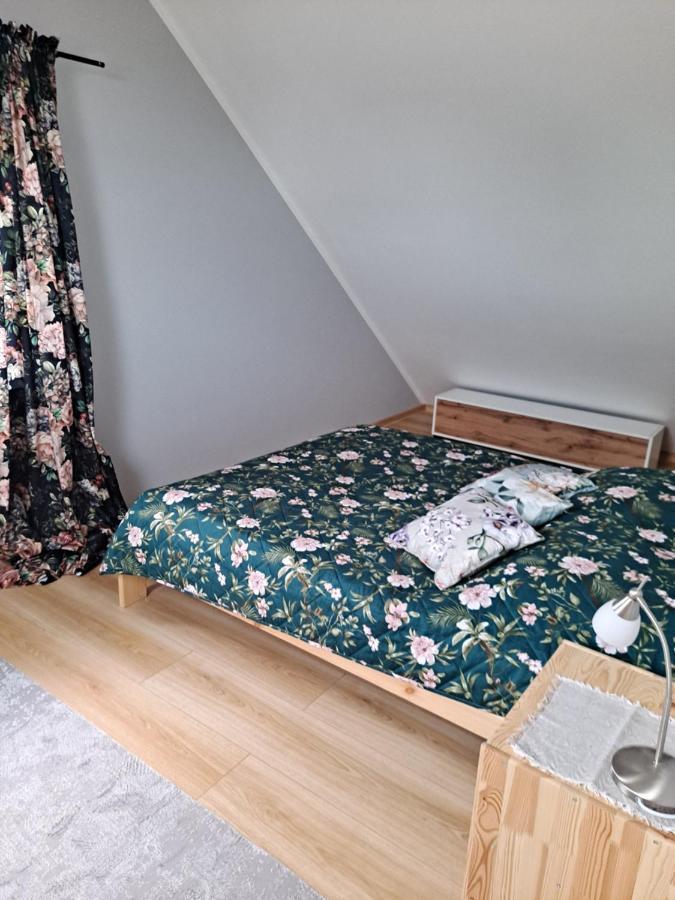 Appartamento Jelonek Jelenia Góra Esterno foto