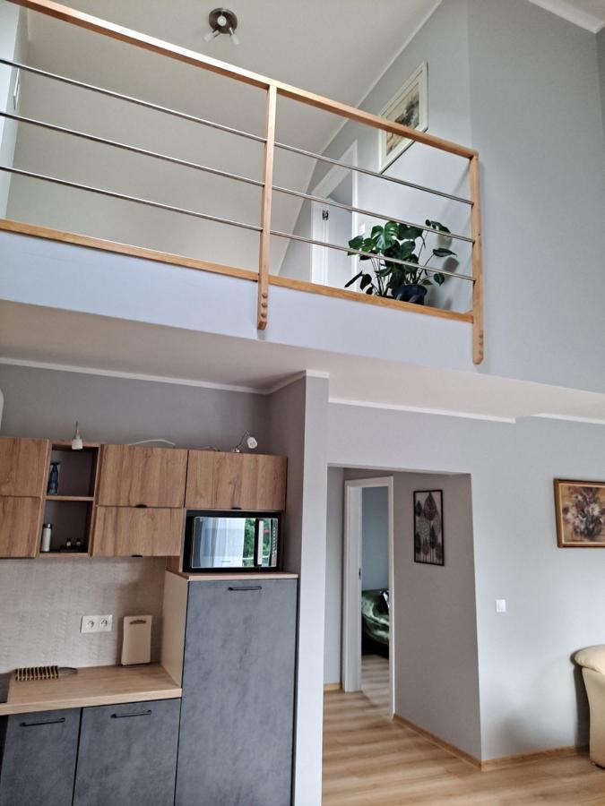 Appartamento Jelonek Jelenia Góra Esterno foto